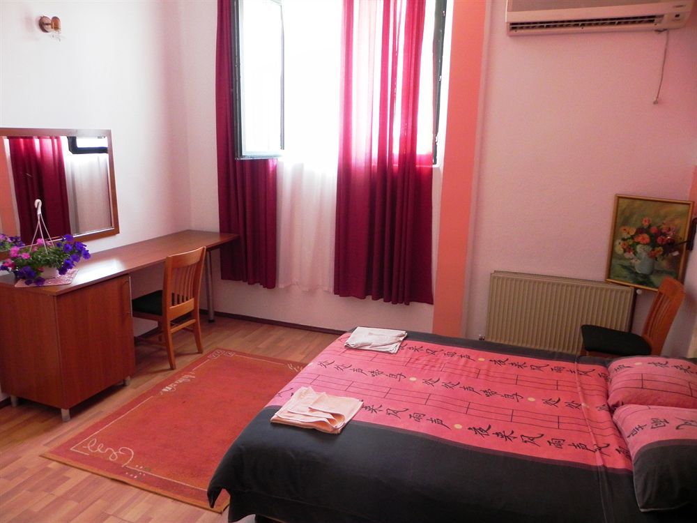 Hostel Izvor Podgorica Kültér fotó